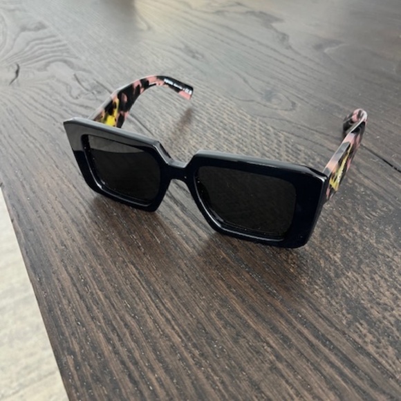 Prada PR 23YS Square Oversized Sunglasses Black Pink Yellow Tortoise w/ Box - Picture 4 of 11